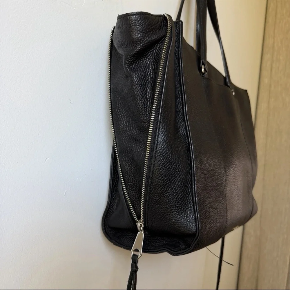 Rebecca Minkoff ‘Always On Side’ Black Leather Tote Bag Zip Shoulder Carryall